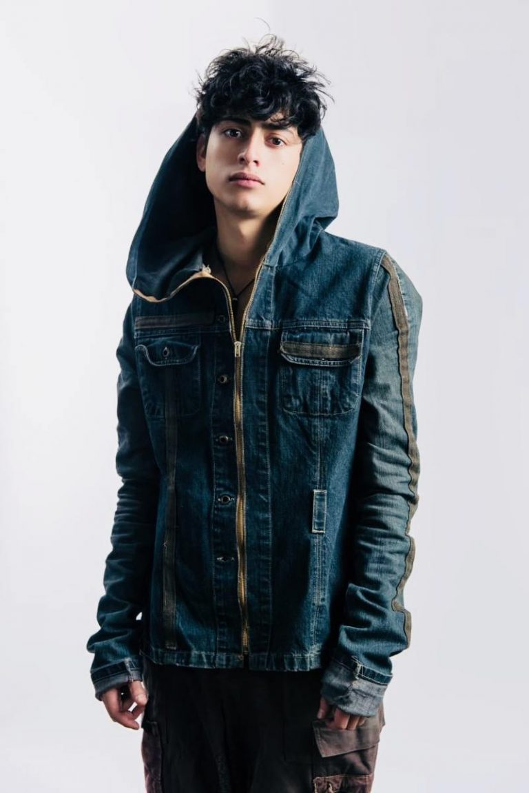 resize-1d1123a8-81b6-4717-914a-e80b004b63f8